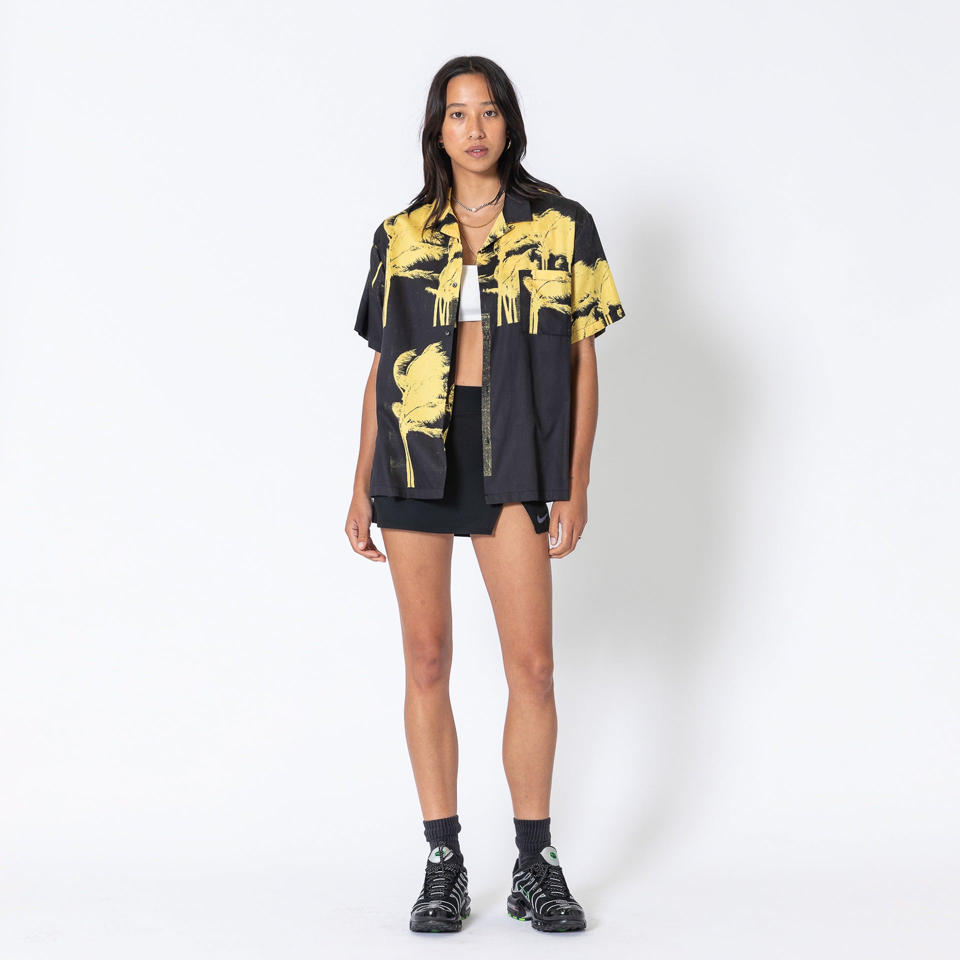 Shop WINDY NICE BLACK HAWAIIAN SHIRT Online | DOUBLE RAINBOUU